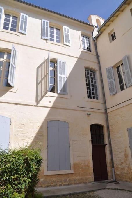 L'Atypik: Superbe Duplex Climatise Au Coeur D'Avignon Intra-Muros Apartamento Exterior foto